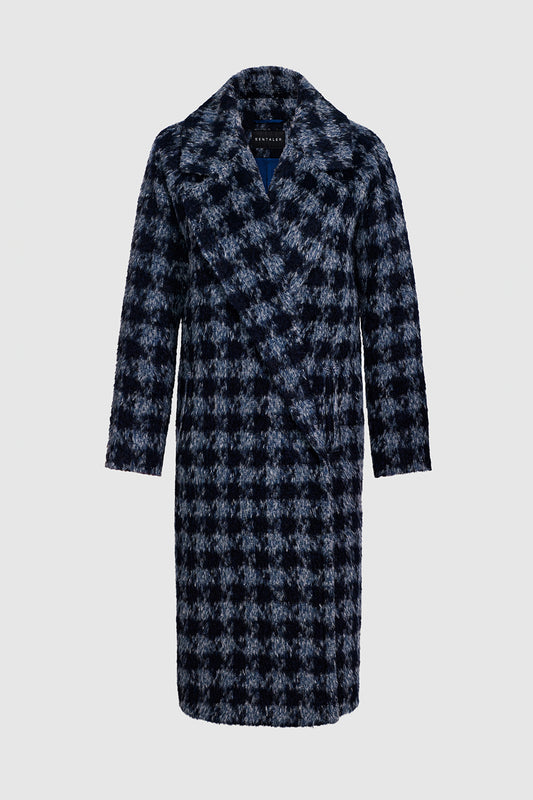 Sentaler Houndstooth Alpaca Long Raglan Sleeve Notched Collar Coat featured in Printed Suri Alpaca and available in Navy Houndstooth Blue. Seen as off figure.