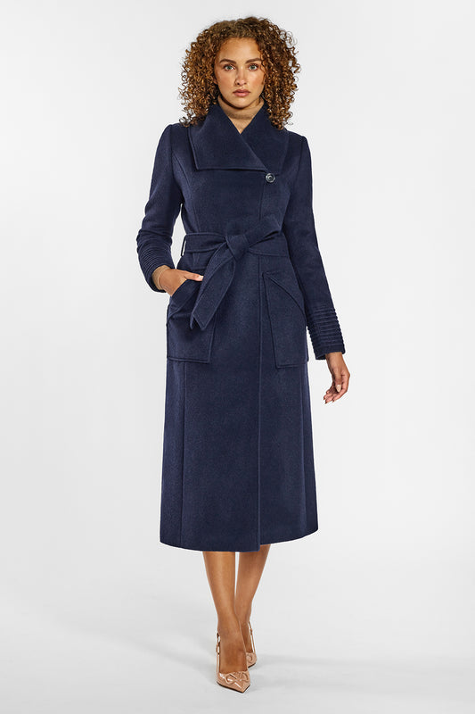 Sentaler Long Wide Collar Wrap Coat crafted in Baby Alpaca wool and in Deep Navy. Seen from front on female model.